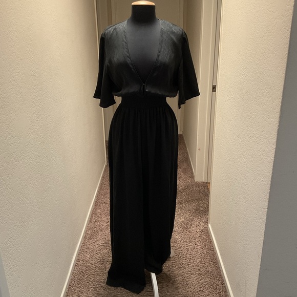 21. Reformation Black Jumpsuit with Sophisticated Wide-Leg Style Size 10 - Picture 3 of 13